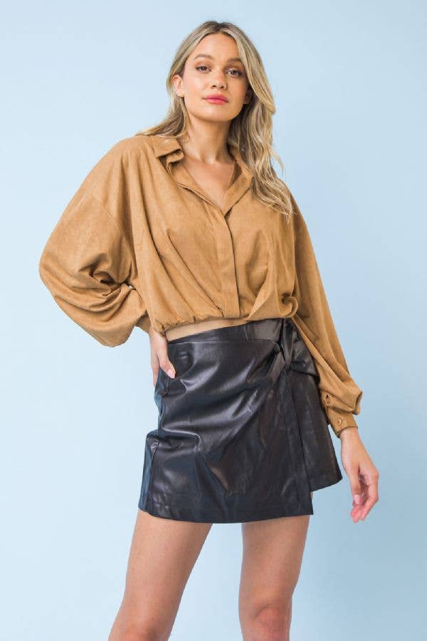 A faux suede top-IT11773